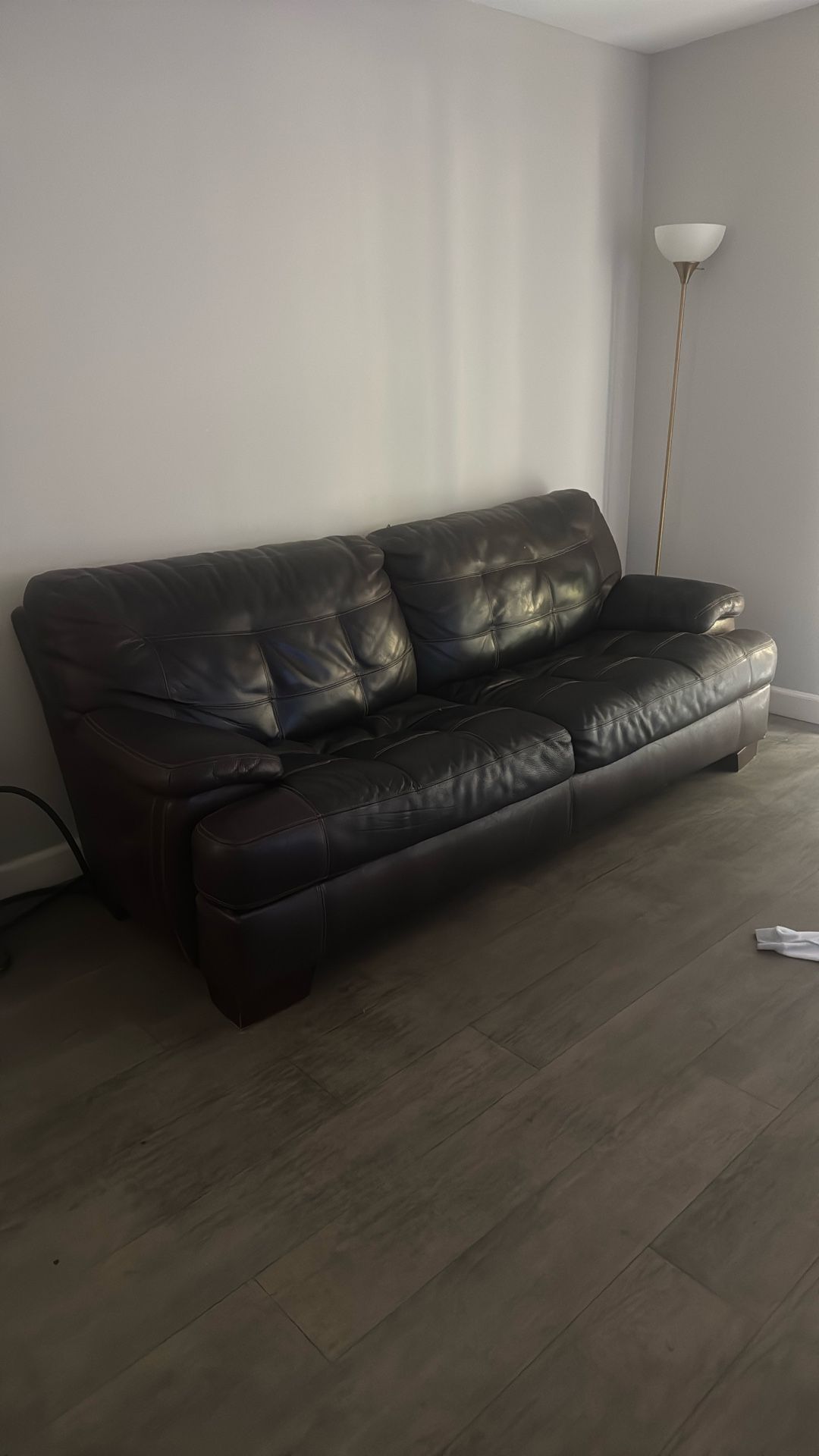 Couch Selling Because I’m Moving