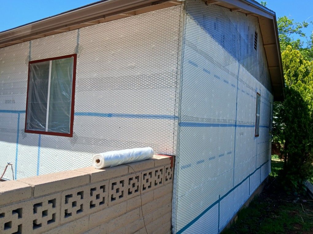 Stucco Sinthetic Brown Color