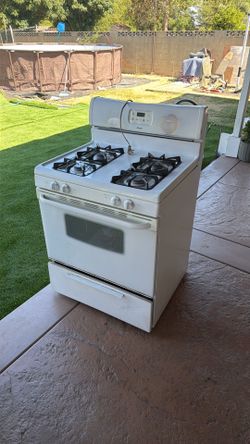 Kenmore Gas stove Used