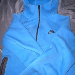 blue nike tec 