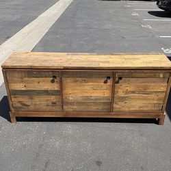 Unique decorative piece / dresser