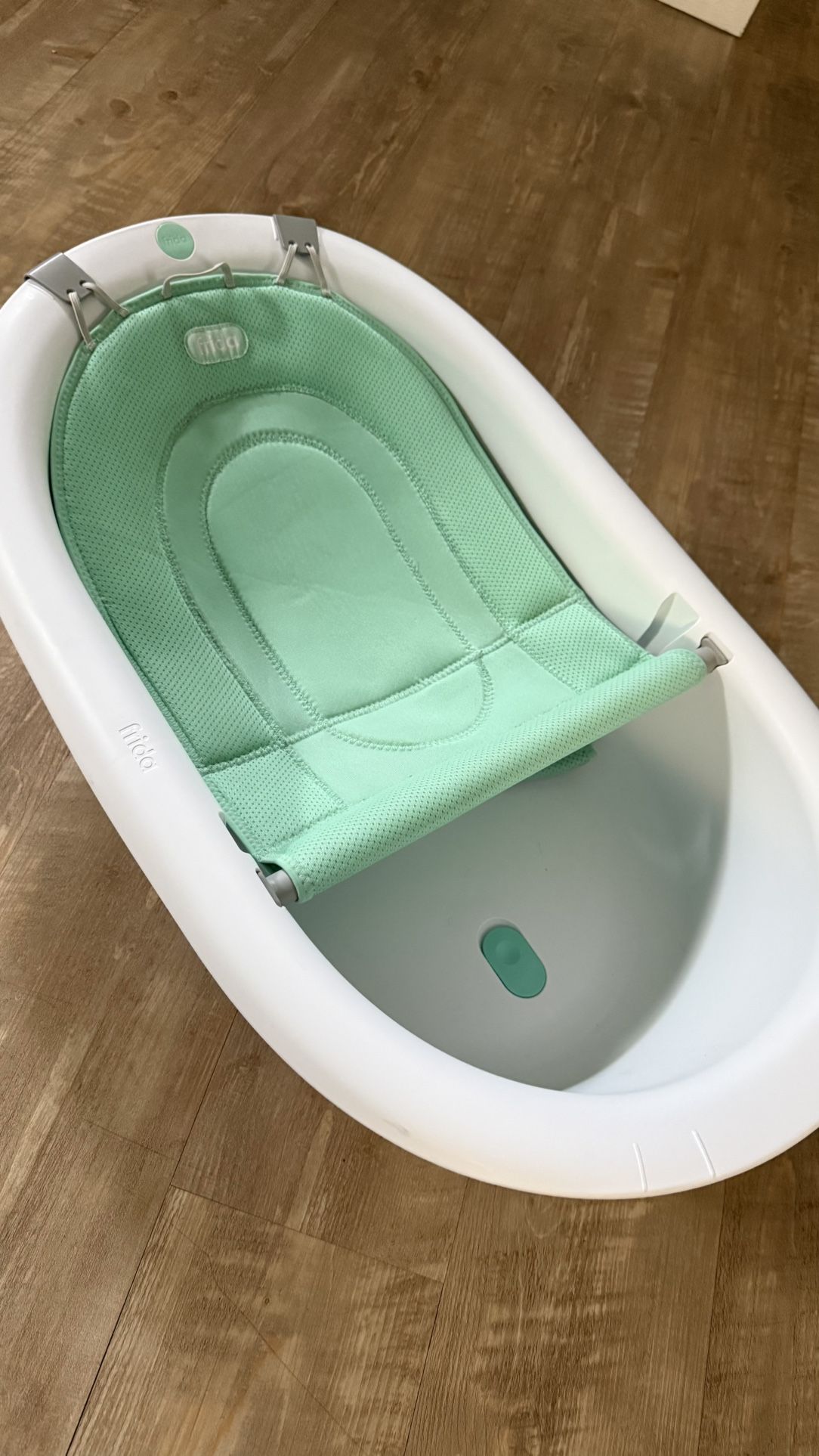 Frida Bath Tub