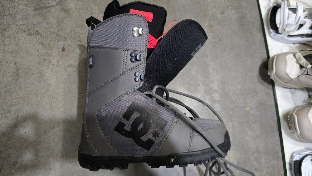 Men's DC Snowboard Boots Size 10