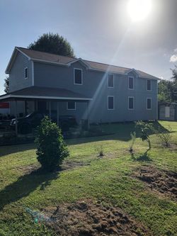 3 bed / 2 bath      water and electricity included
