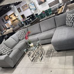 “U” Shape Sectional 🩶 Grey Color 