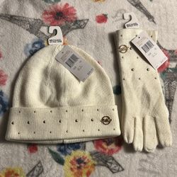 Michael Kors Hat And Gloves Set 