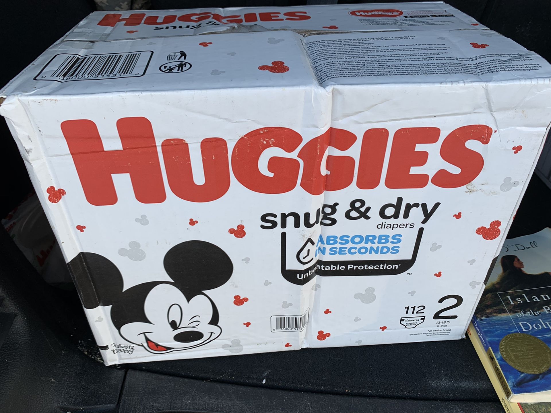 Huggies snug and dry size 2 -112 count