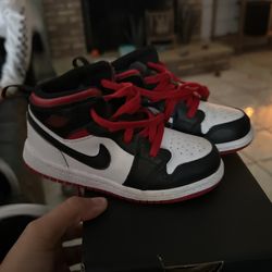 Toddler Boys Nike Jordan’s