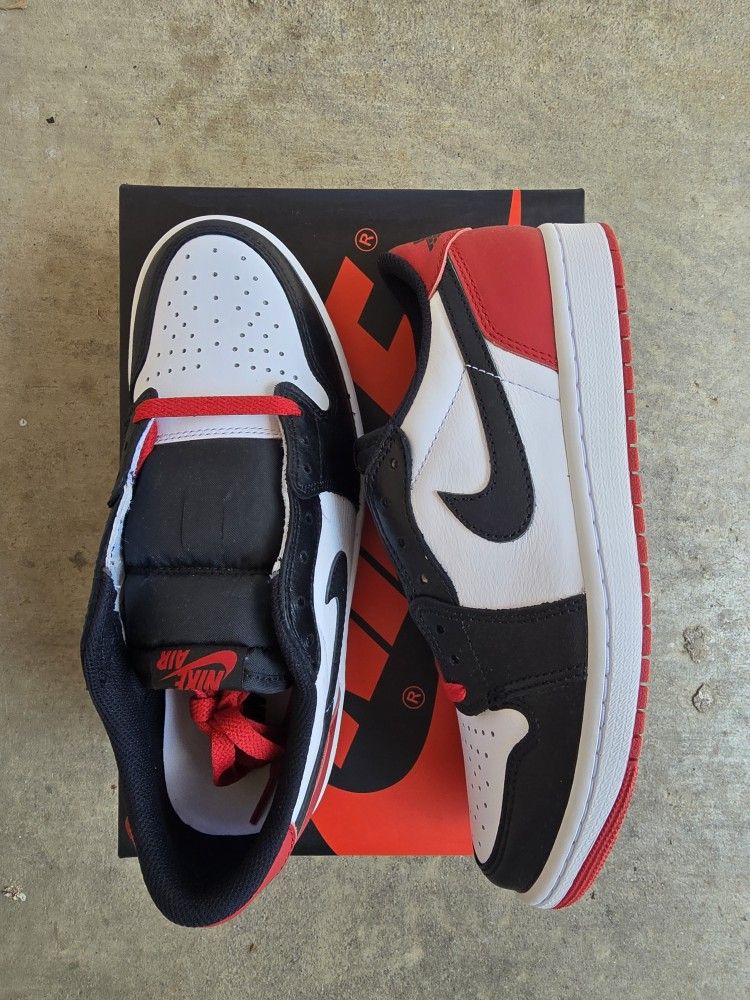 Jordan 1 Low Black Toe