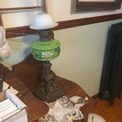 Antique Globe Lamp 