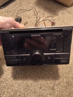 Kenwood double din Bluetooth car stereo