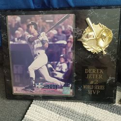 290 Baseball Cards +Derek Jeter Plaque