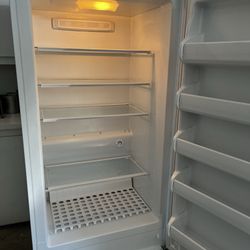 Kenmore Refrigerator White