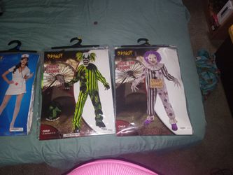 Medium Scary Clown Customes 