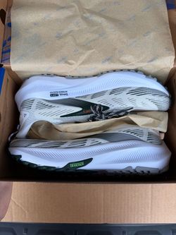 Brooks Trail Running Sneakers