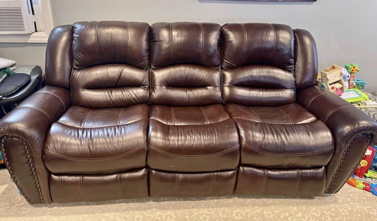 FOR SALE: Luxurious Brown Recliner Couch with Built-In USB Plug