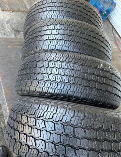 265 70 16 Goodyear In perfect living conditions the 4