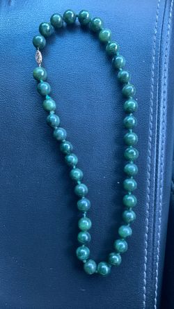 Jade Necklace 14kg Clasp With