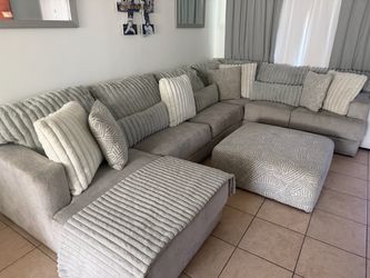 Large Gray Sectional Sofa with Ottoman