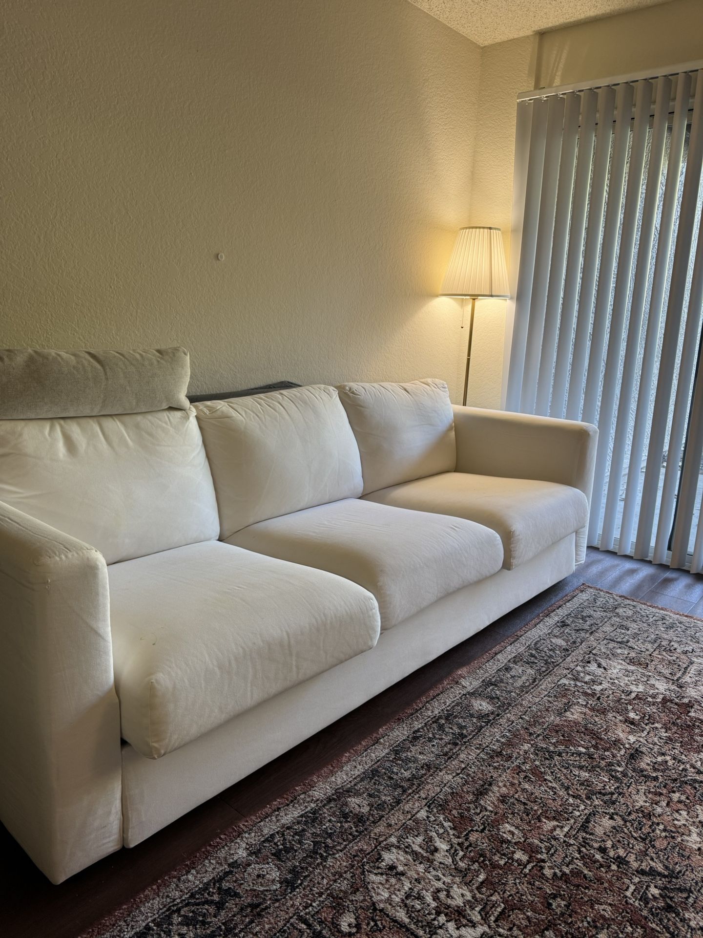 FINNALA IKEA Sofa