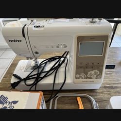 Brother SE625 Embroidery Machine