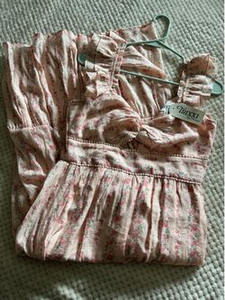 Women’s dress