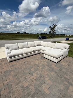 Cindy Crawford Sectional Couch. Delivery available