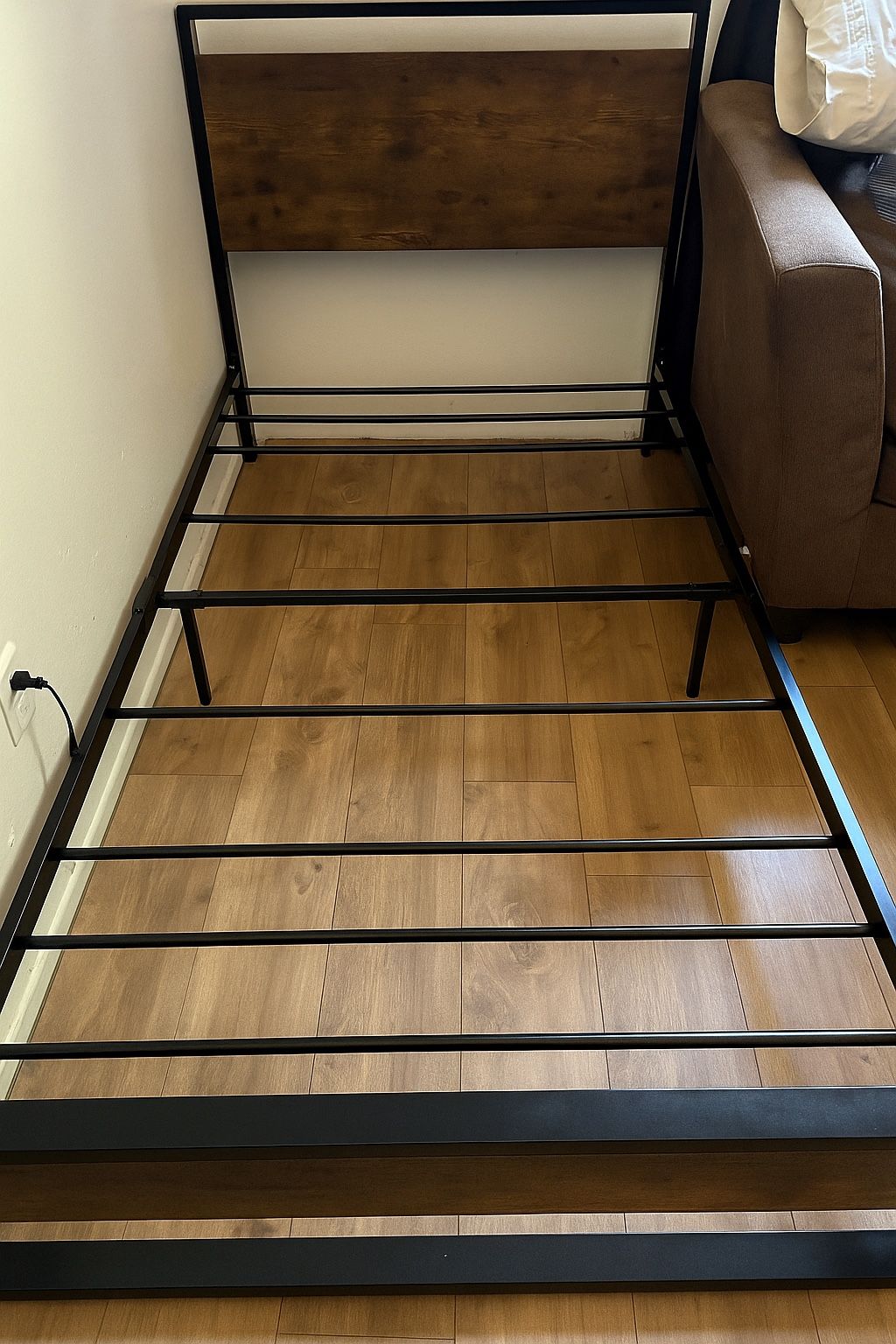 Bed Frame (Twin) 