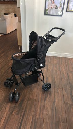 Dog stroller