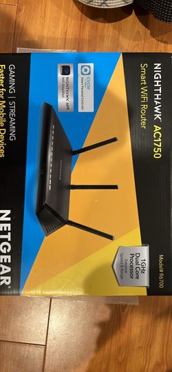 NETGEAR Nighthawk AC1750 Smart WiFi Router R6700