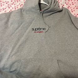 Supreme Hoodie 