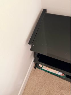 3-Tier Black Glass TV Stand / Entertainment Center – Excellent condition