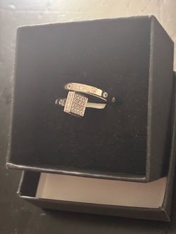 Hermoso anillo plata 925