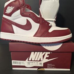 Air Jordan 1 Retro High OG “Artisanal Red” M10