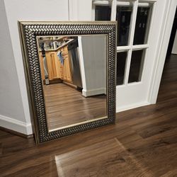 Mirror 31×25