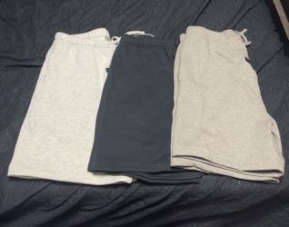 essentials shorts size xl light oatmeal light oatmeal and black