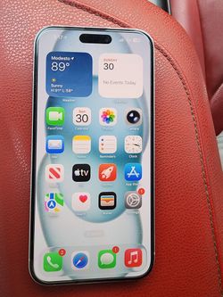 iPhone 15 plus factory unlocked all networks AT&T T-Mobile MetroPCS with extras