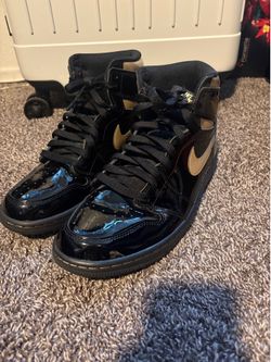 Jordan 1 Retro High Black Gold Used Sz 9.5