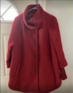 NEW Womens Coat. XL Regular $170. Color: Chili Pepper Tags still on it. (Johnstown Ohio)