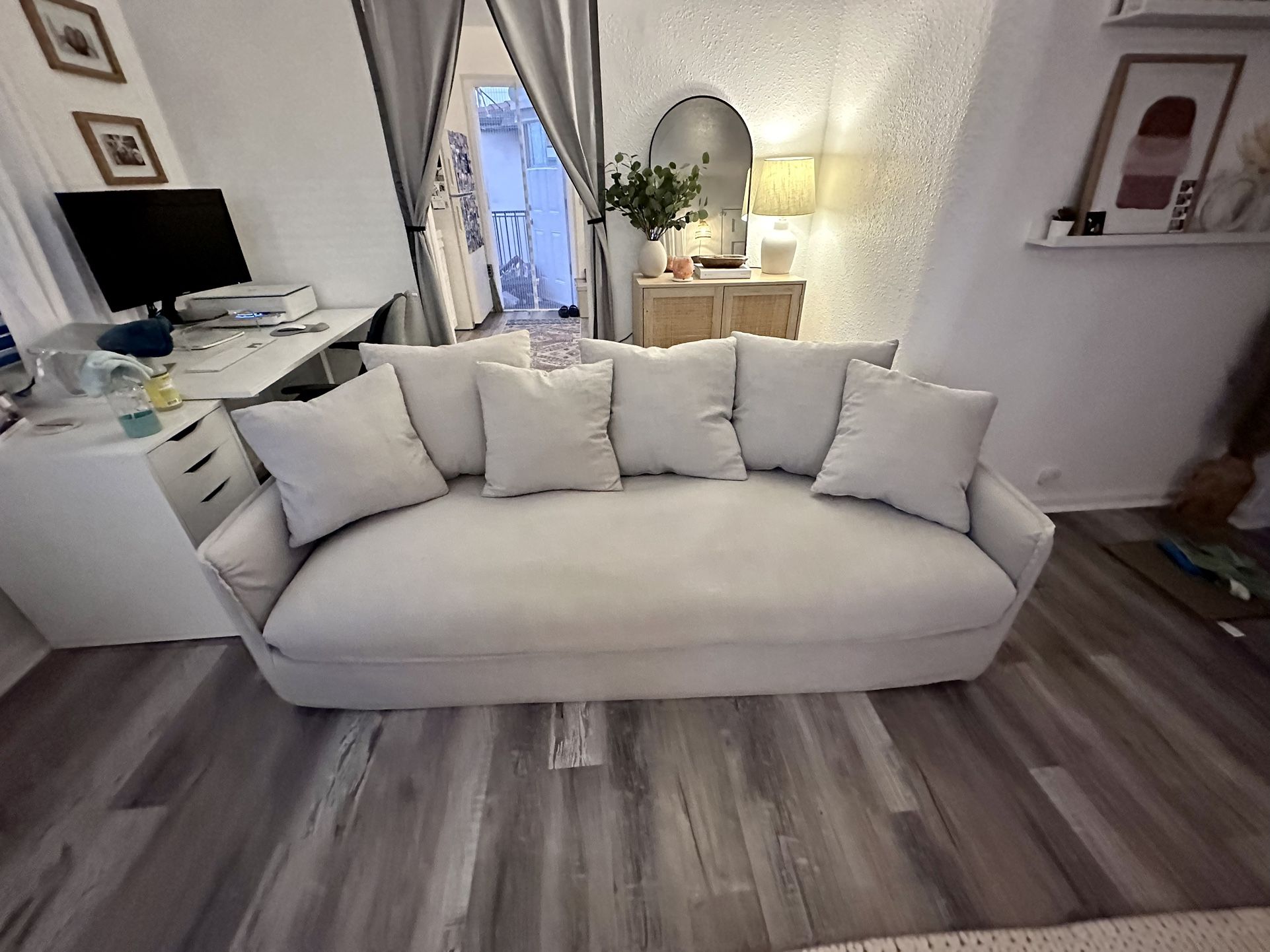 Oliver Space Ponti Couch