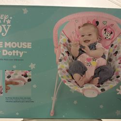 Minnie Mouse Bouncer