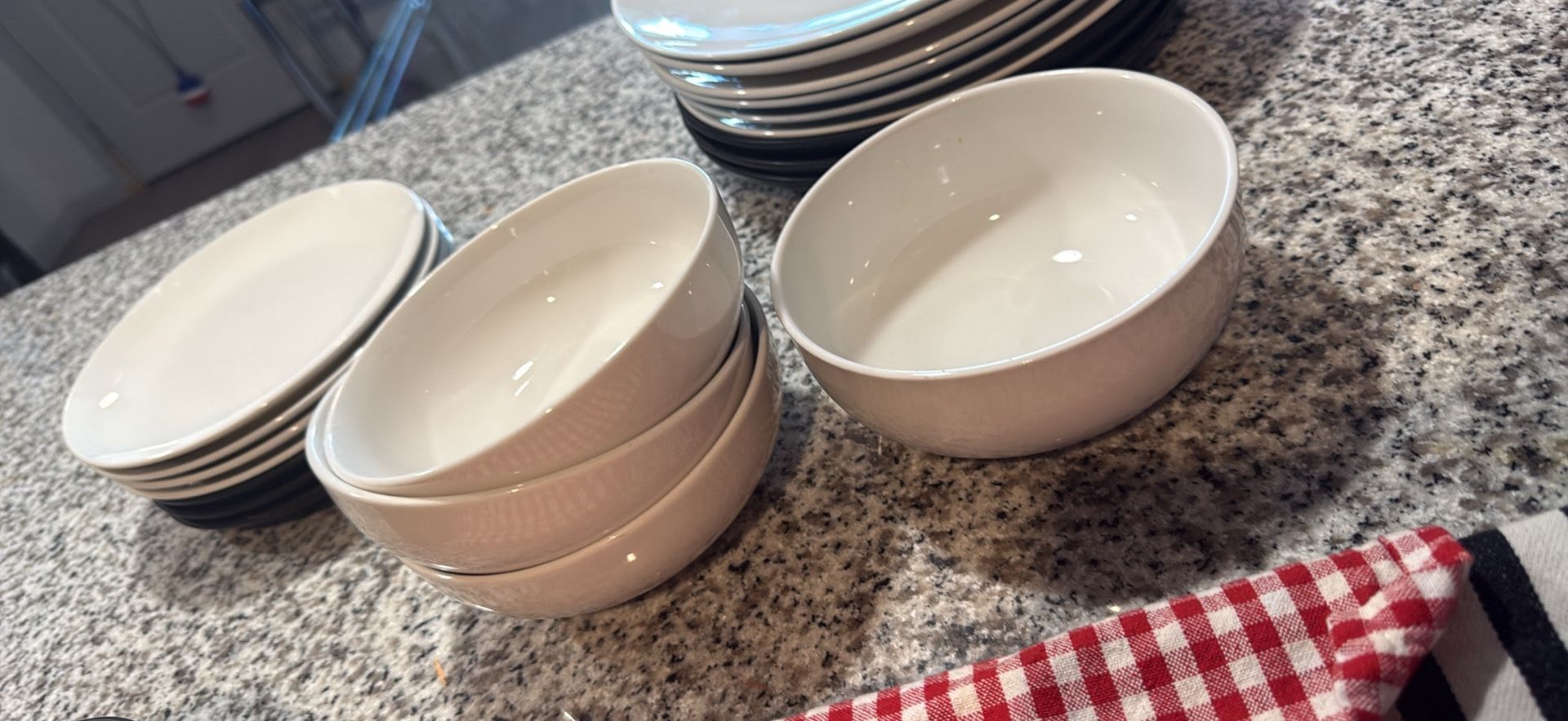 Home Decor & Plateware