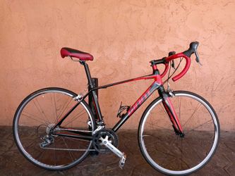 Giant Defy