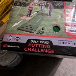 Brand New Never Opened Golf Pong