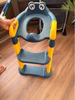 Potty training seat NEW