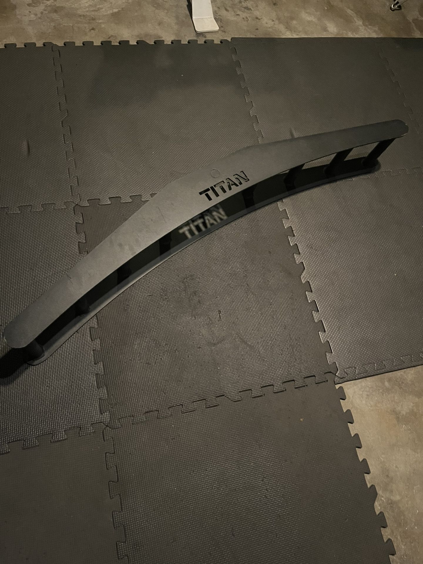 Titan Multi Grip Lat Pull Down Attachment