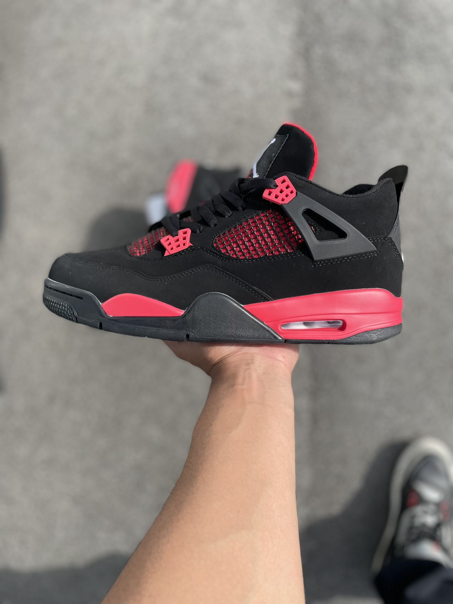 AIR JORDAN RETRO 4 “ RED THUNDER” SIZE 12 R3PŠ