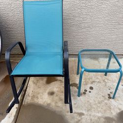 Chair / Table