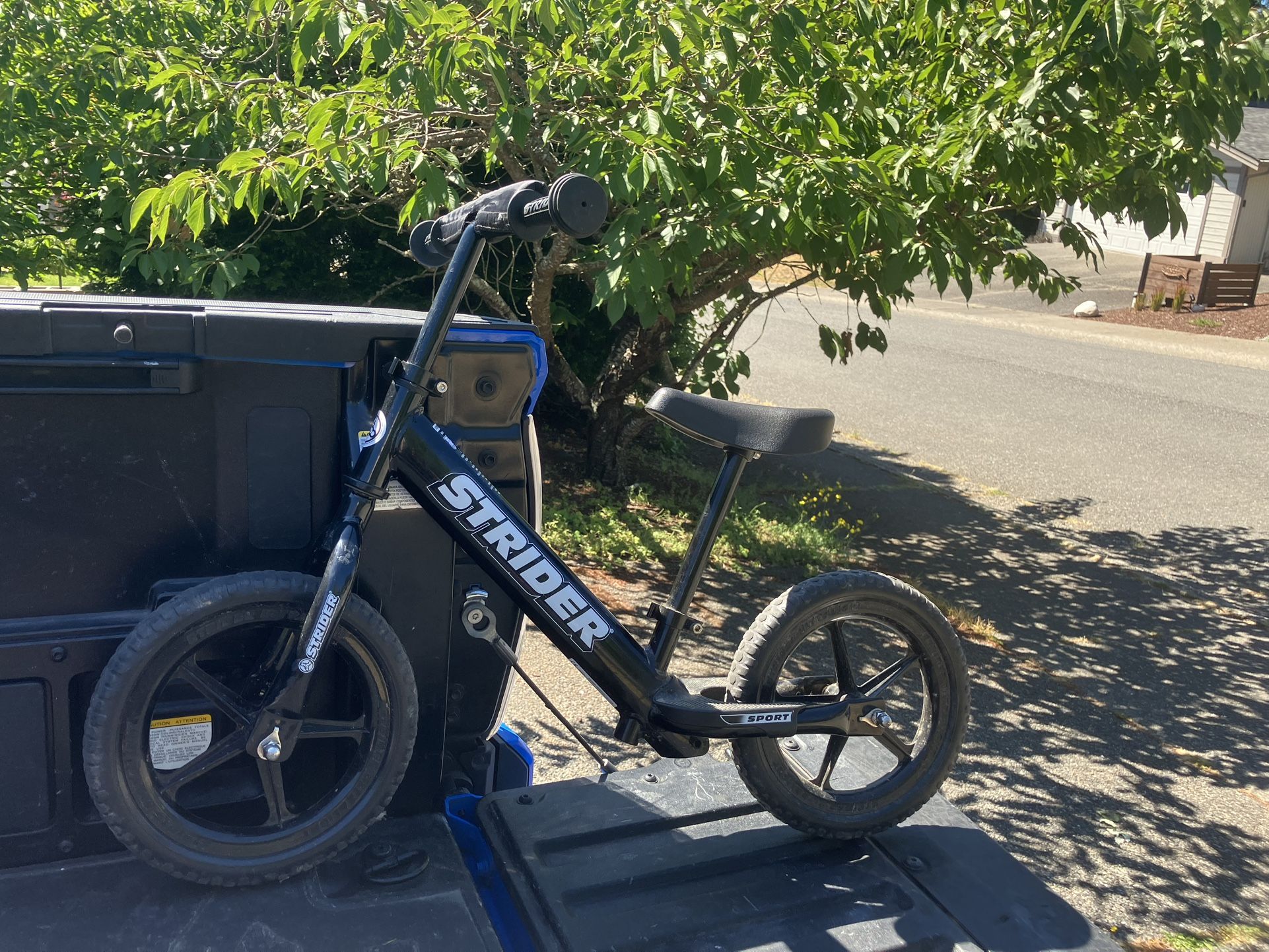 Child Kid Children Balance Strider Sport Bike 12” Wheels Bicycle Tricycle Trike in Good Condition