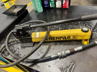 Enerpac hydraulic hand pump